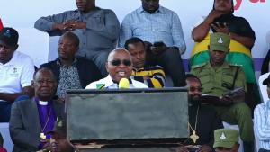 Embedded thumbnail for CHIMBUKO LA KAMPENI YA MSAADA WA KISHERIA NI NINI? - DKT. DAMASI NDUMBALO , WAZIRI KATIBA NA SHERIA.